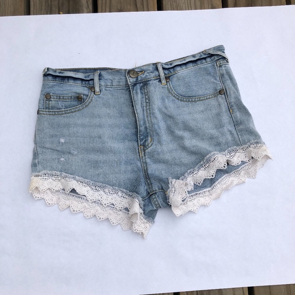 Jean shorts with white lace Clearance